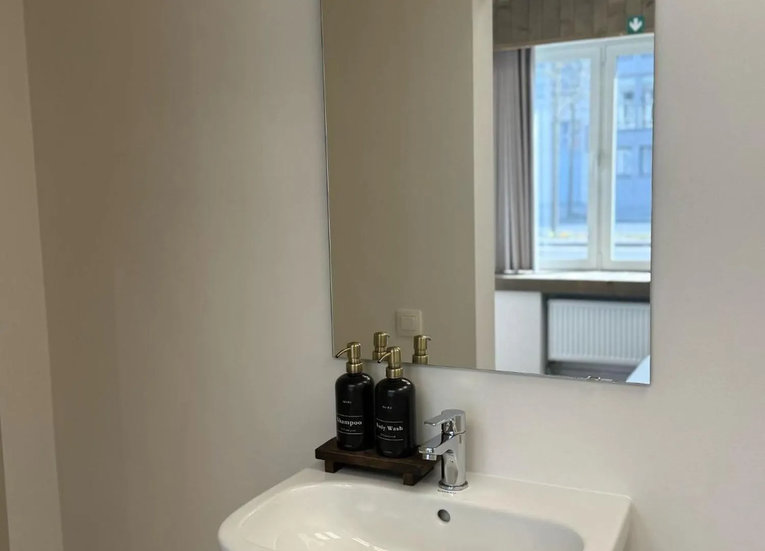 Vernieuwde Kamers In Het Centrum Van Brugge Belgium