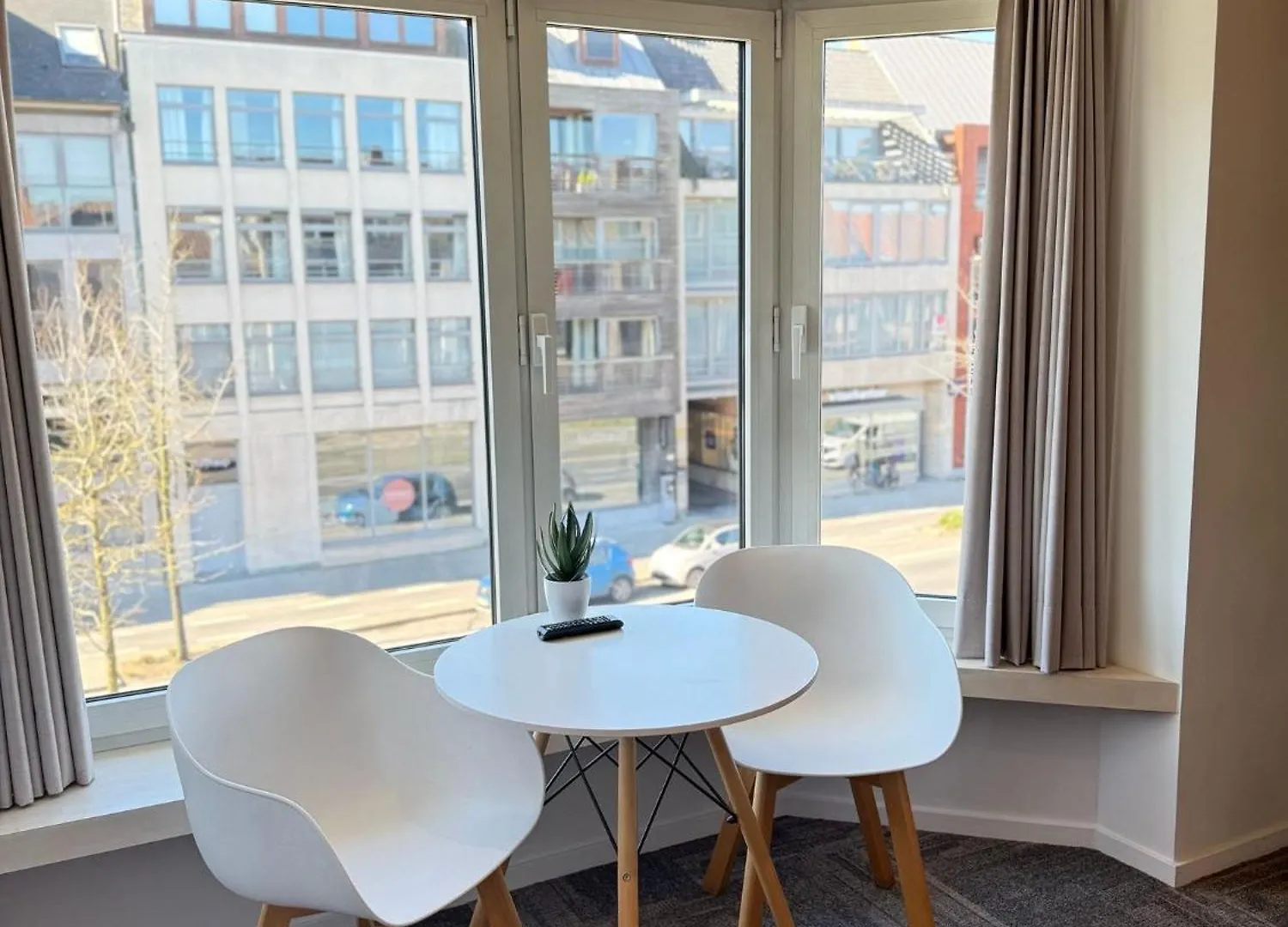 Vernieuwde Kamers In Het Centrum Van Brugge Appartement